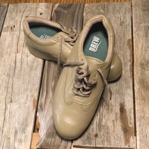 BREW shoes 8.5 NWOT